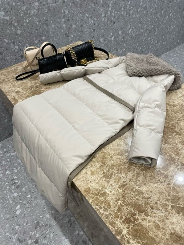 Пуховое пальто с плетением из норки фото 5