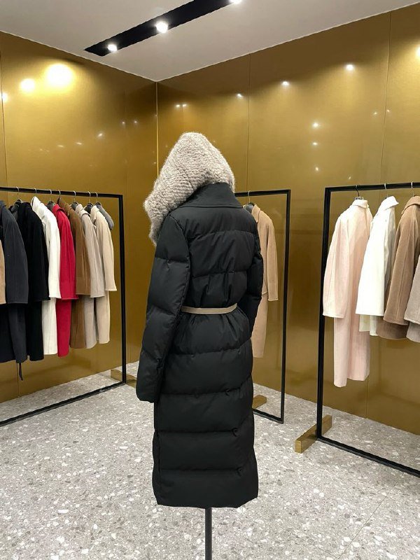 Пуховое пальто с плетением из норки фото 5