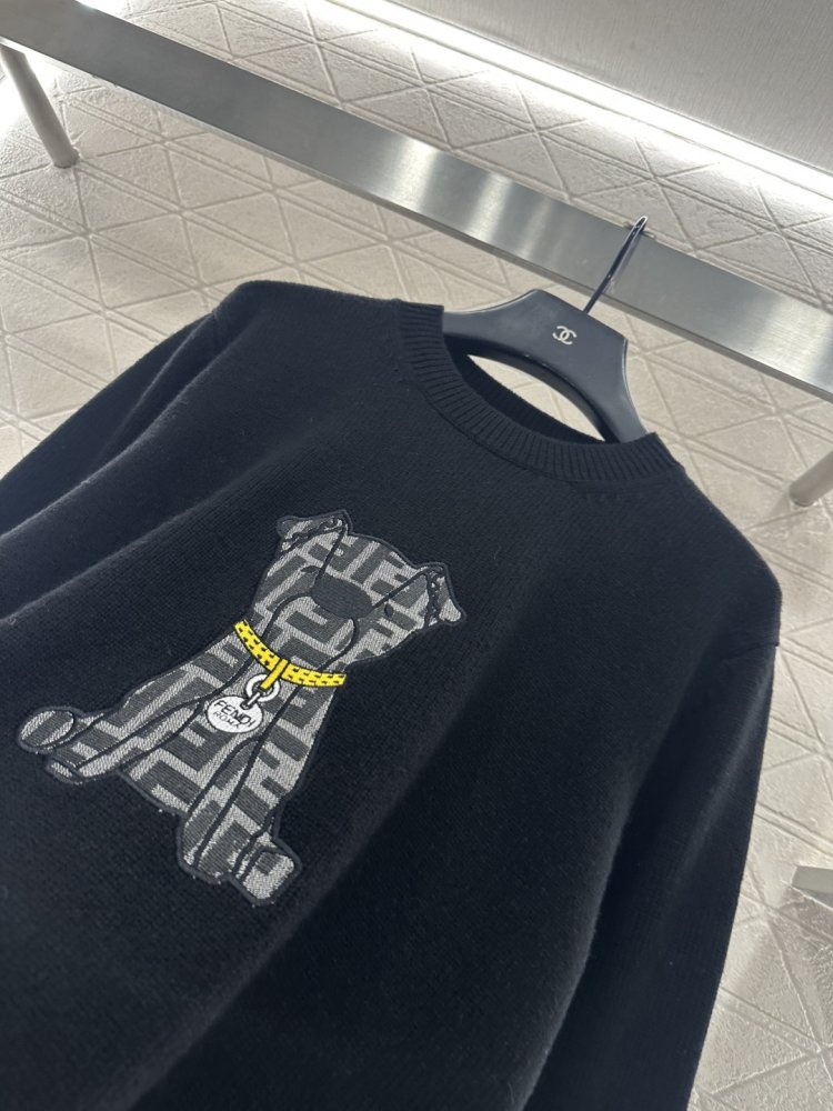 Пуловер с круглым вырезом фото 8