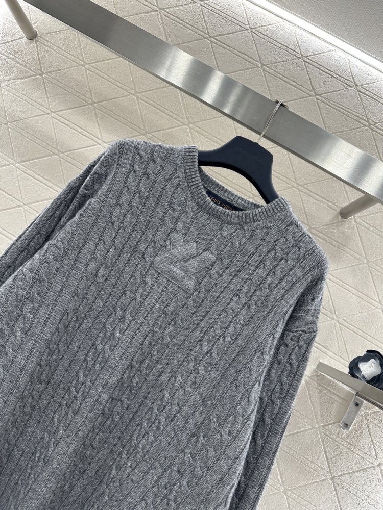 Пуловер фото 3