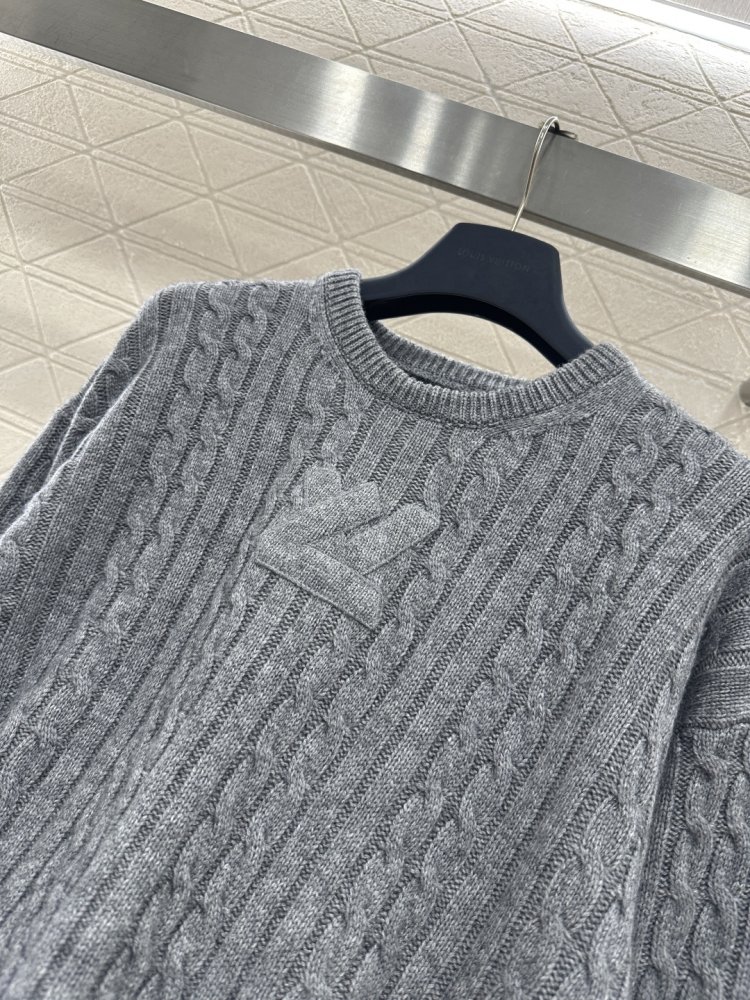 Пуловер фото 8