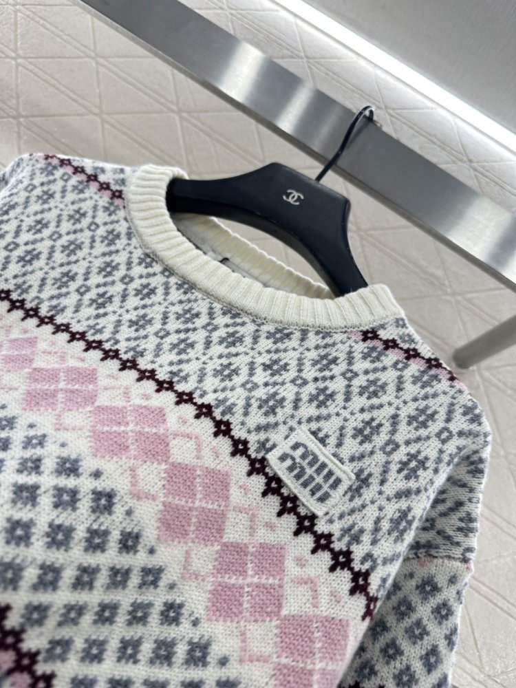 Пуловер фото 8