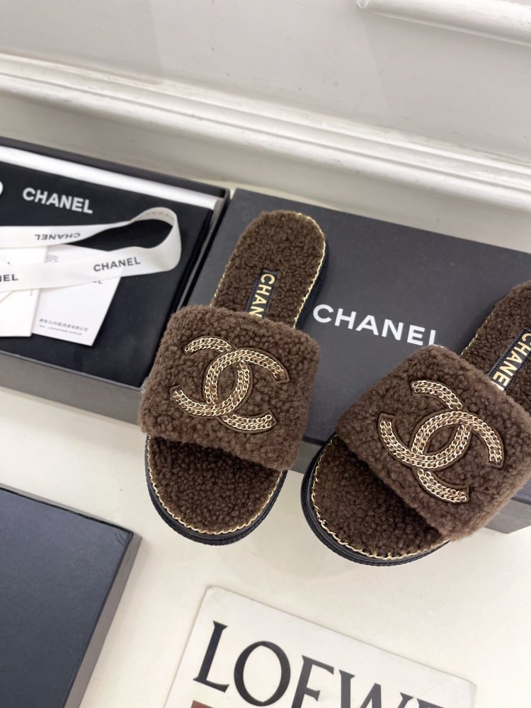 Пухнасті хутряні капці Chanel фото 6