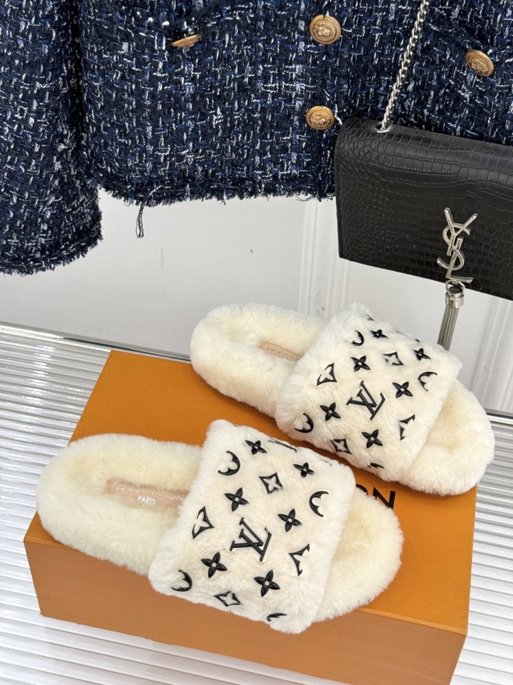 Пухнасті хутряні капці фото 3