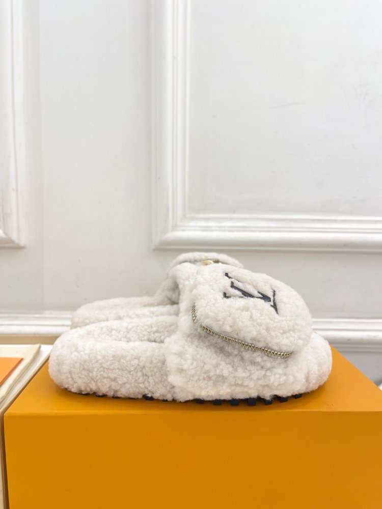 Fluffy fur slippers фото 4