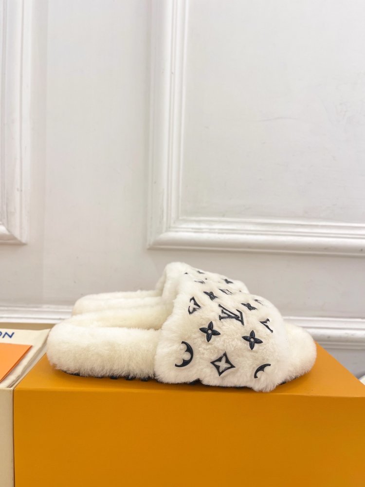 Fluffy fur slippers фото 6