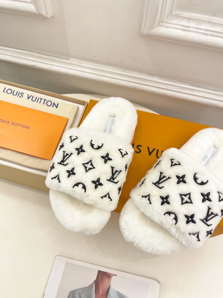 Fluffy fur slippers фото 6