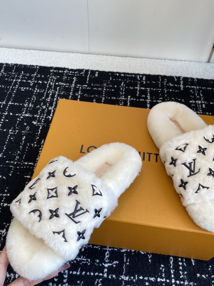 Fluffy fur slippers фото 7