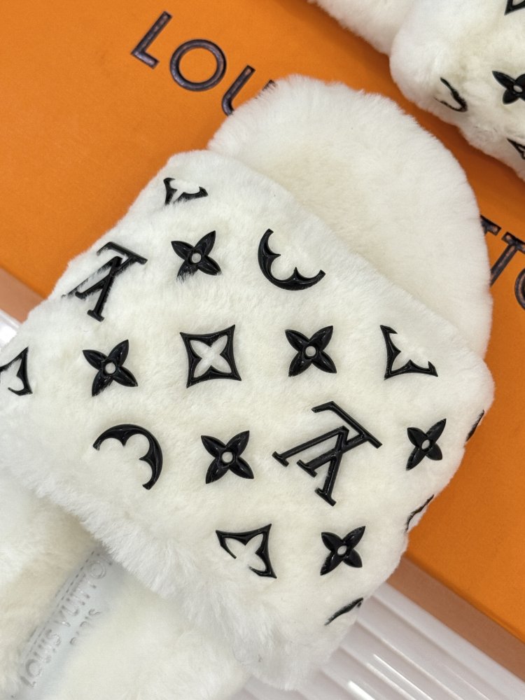 Пухнасті хутряні капці фото 7