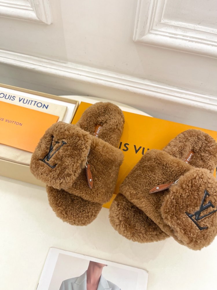 Пушистые меховые тапочки фото 8