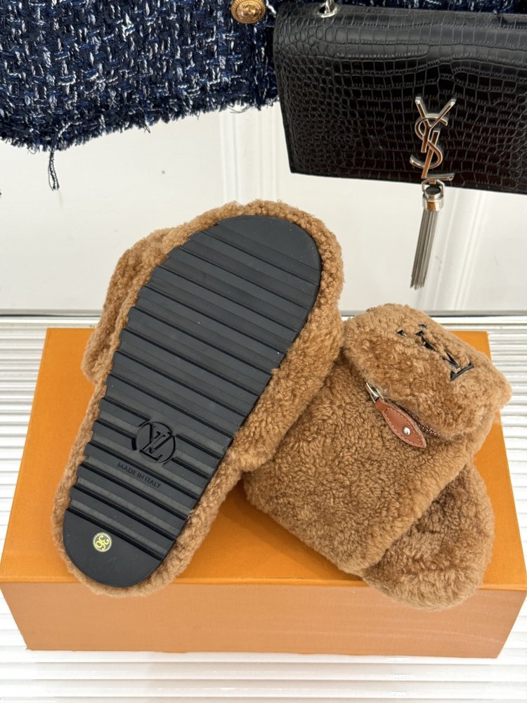 Fluffy fur slippers фото 9