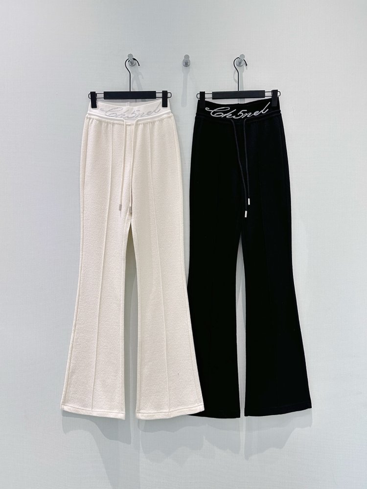 Расклешенные брюки на шнуровке женские