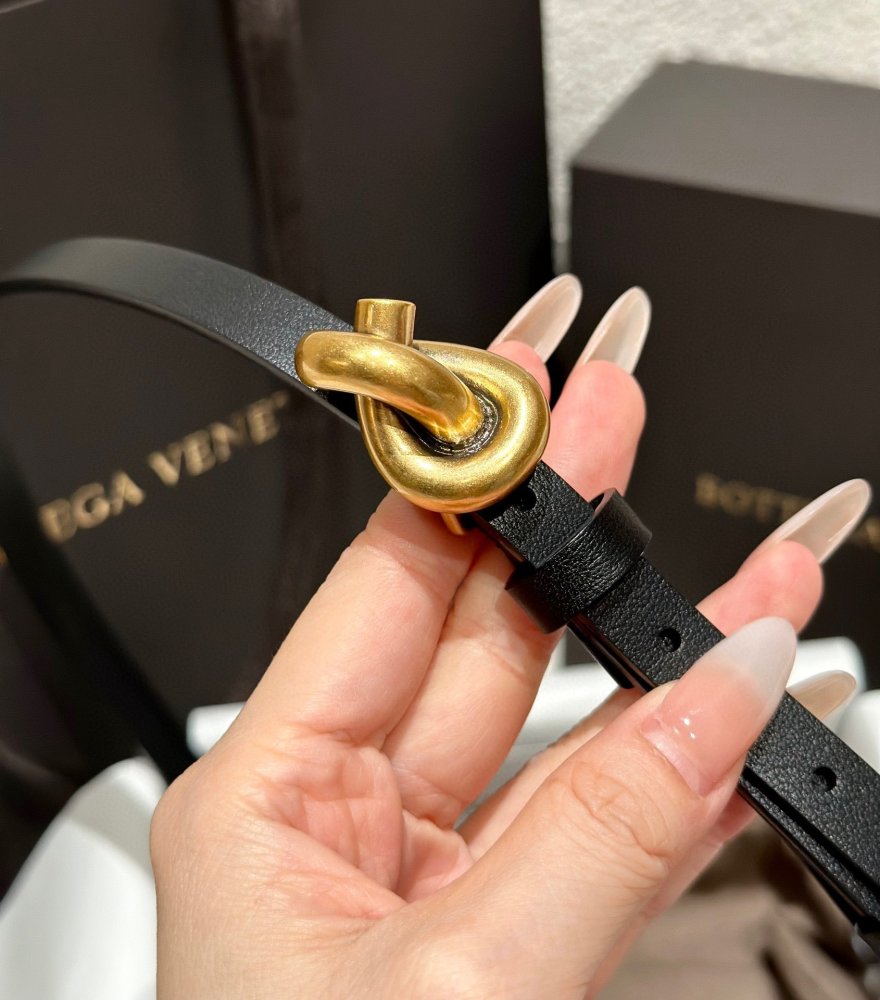 Ремень Bottega Veneta Knot женский кожаный 1.5 см фото 2