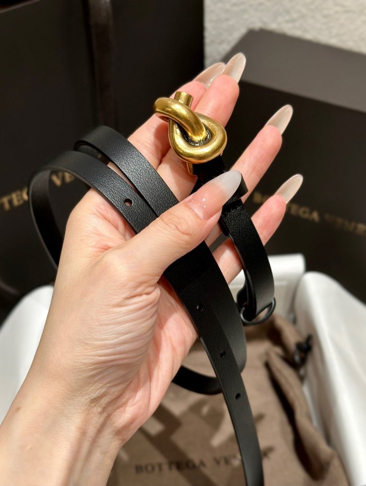 Ремень Bottega Veneta Knot женский кожаный 1.5 см фото 4