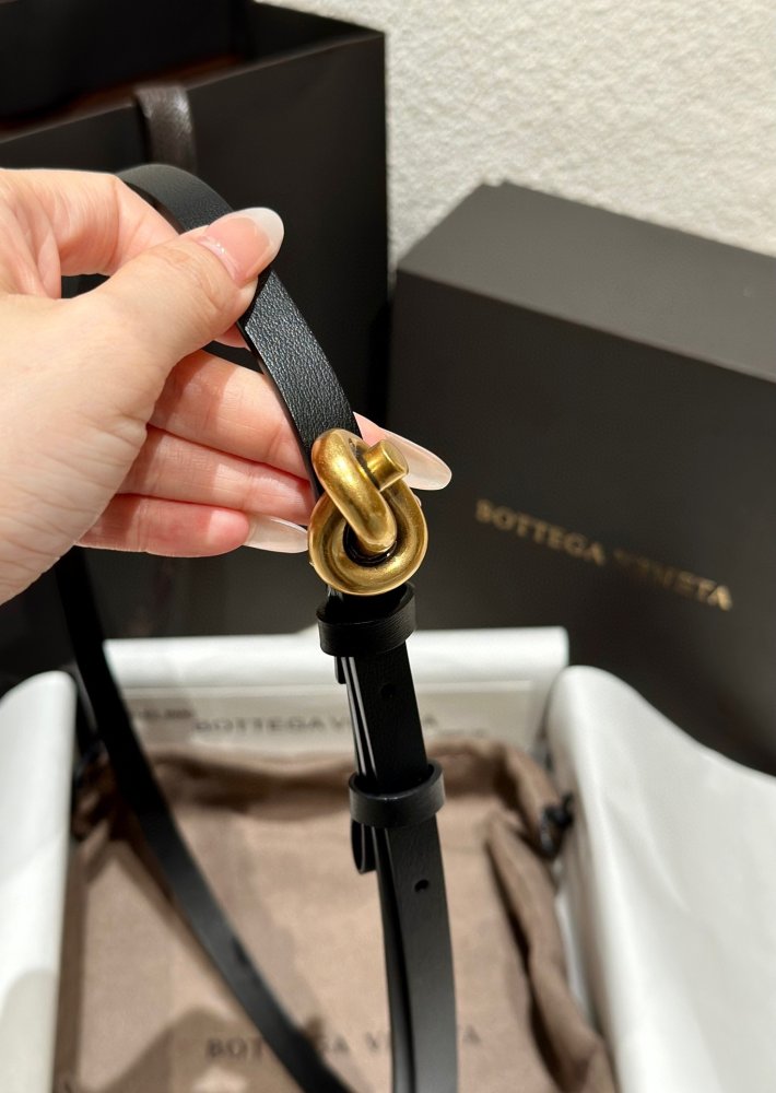 Ремень Bottega Veneta Knot женский кожаный 1.5 см фото 5