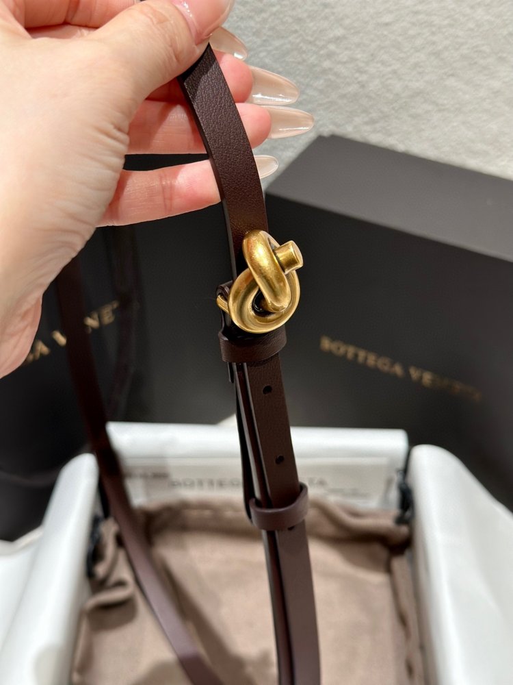 Ремінь Bottega Veneta Knot жіночий шкіряний 1.5 см фото 5