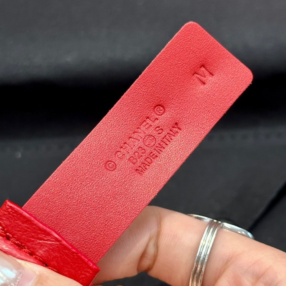 Ремень кожаный женский с цепочкой и жемчугом фото 4