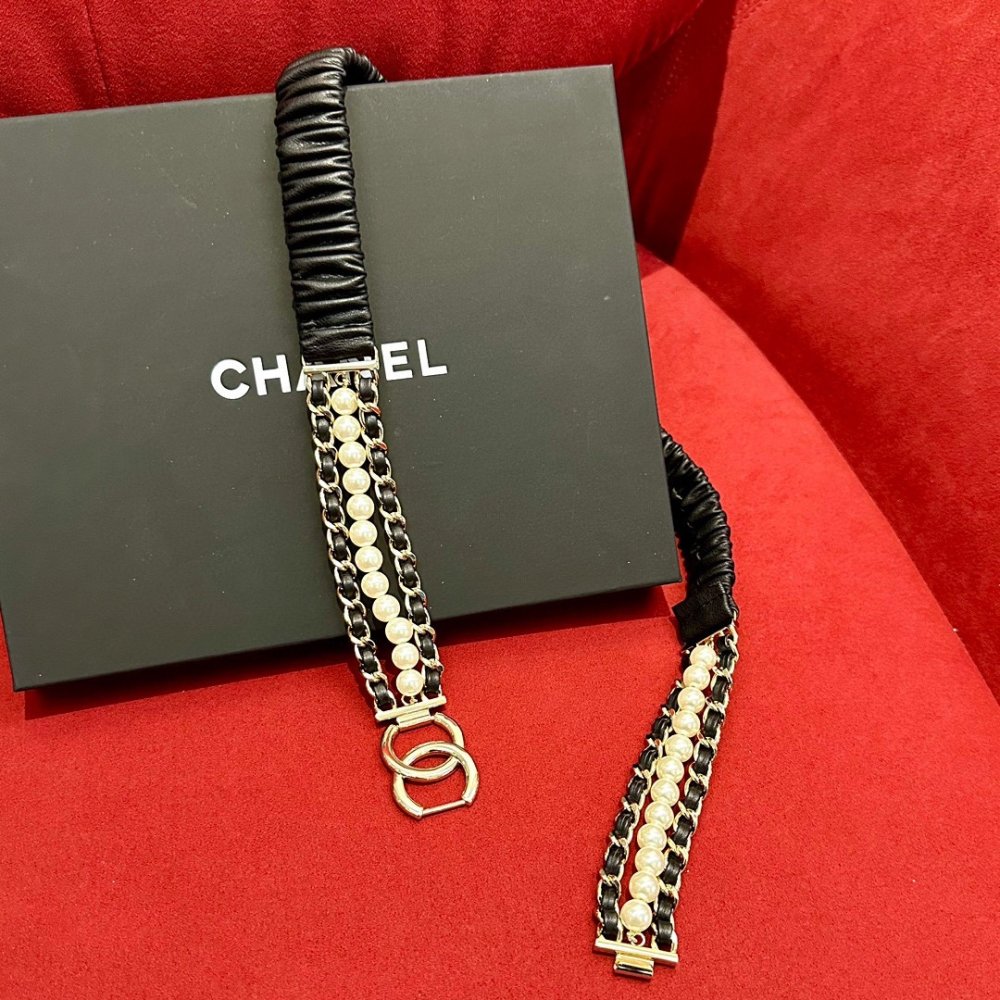 Ремень кожаный женский с цепочкой и жемчугом фото 5