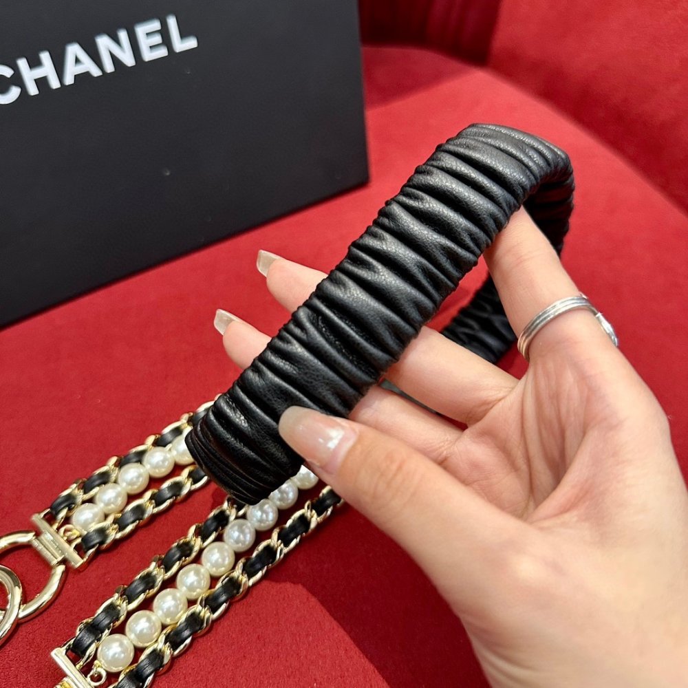 Ремень кожаный женский с цепочкой и жемчугом фото 7