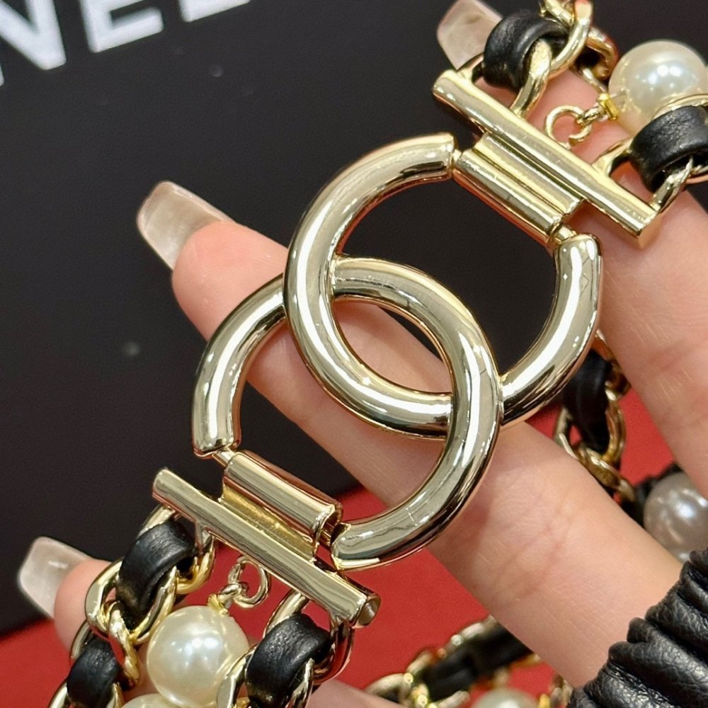 Ремень кожаный женский с цепочкой и жемчугом фото 9