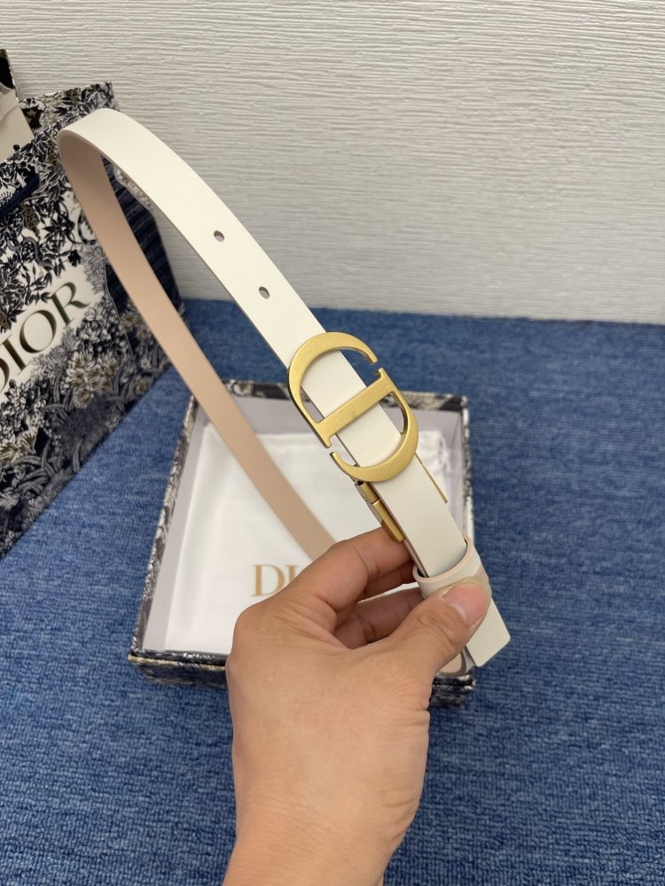 Belt female leather Dior Montaigne Avenue 2 cm