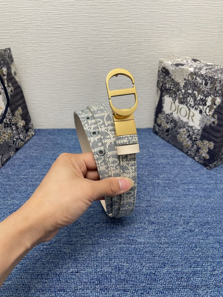 Belt female leather Montaigne Reversible 3 cm фото 3