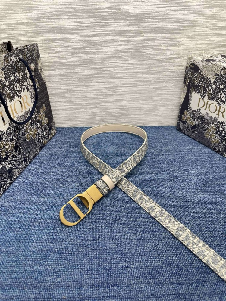 Belt female leather Montaigne Reversible 3 cm фото 5