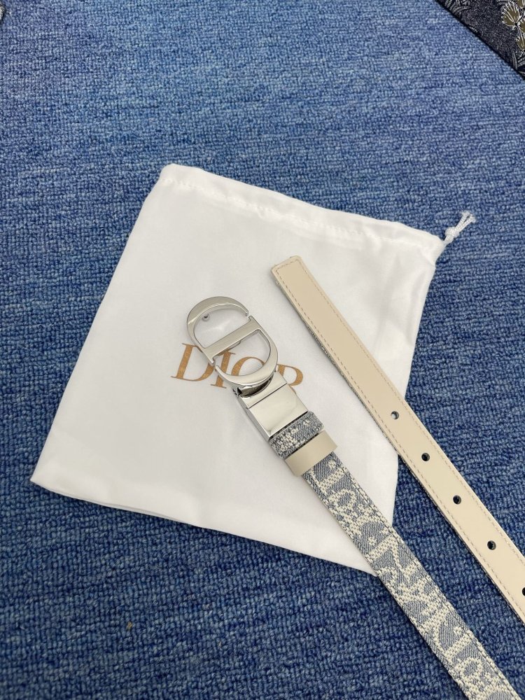 Ремінь жіночий шкіряний Montaigne Reversible 3 см фото 6