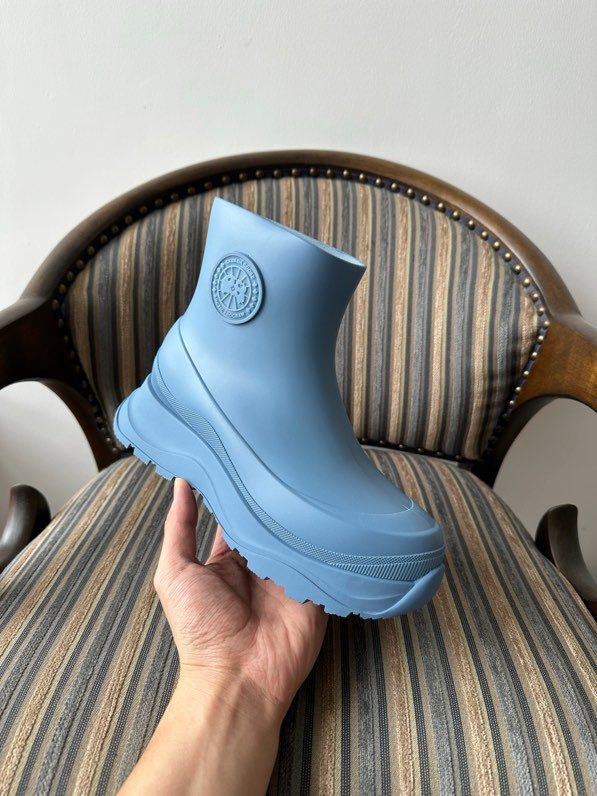 Резиновые ботинки женские фото 4
