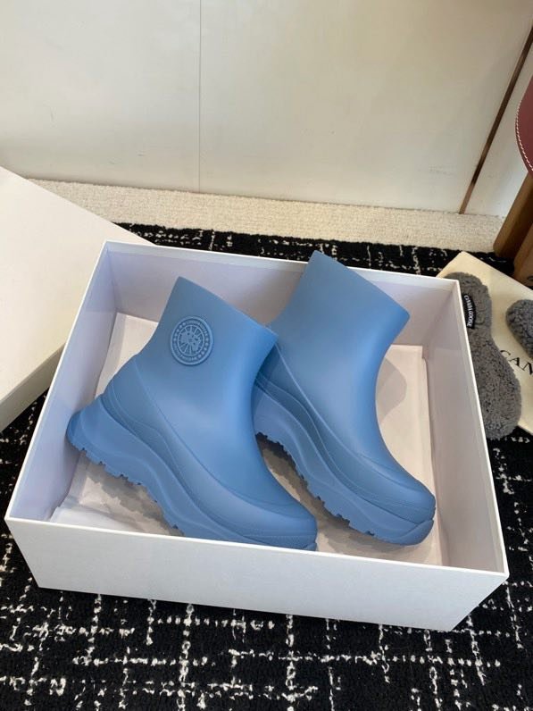 Резиновые ботинки женские фото 6