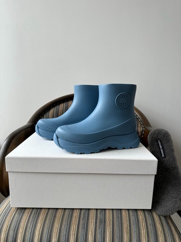 Резиновые ботинки женские фото 6