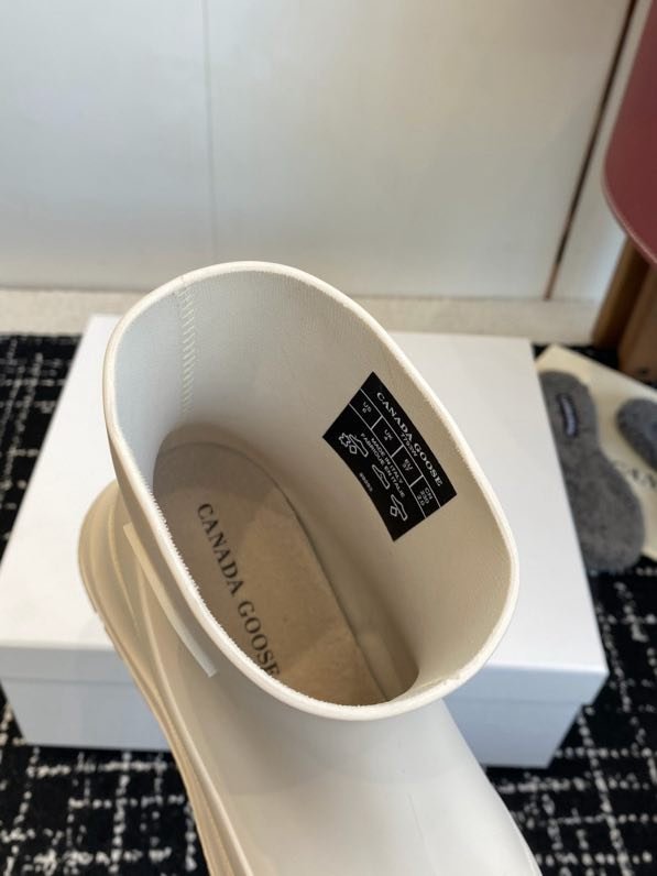 Резиновые ботинки женские фото 8