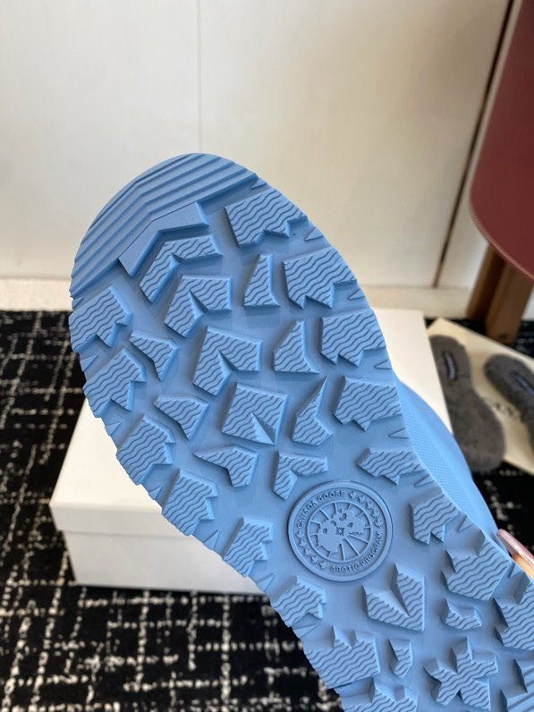 Резиновые ботинки женские фото 9