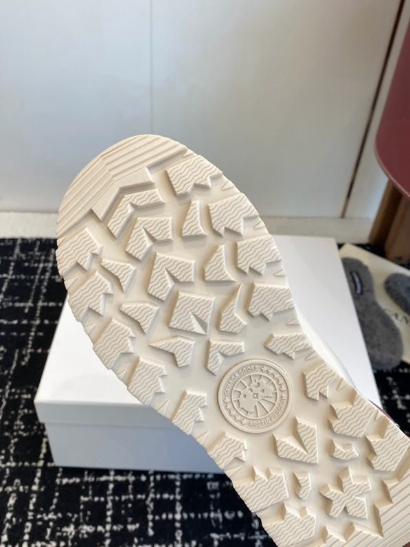 Резиновые ботинки женские фото 9