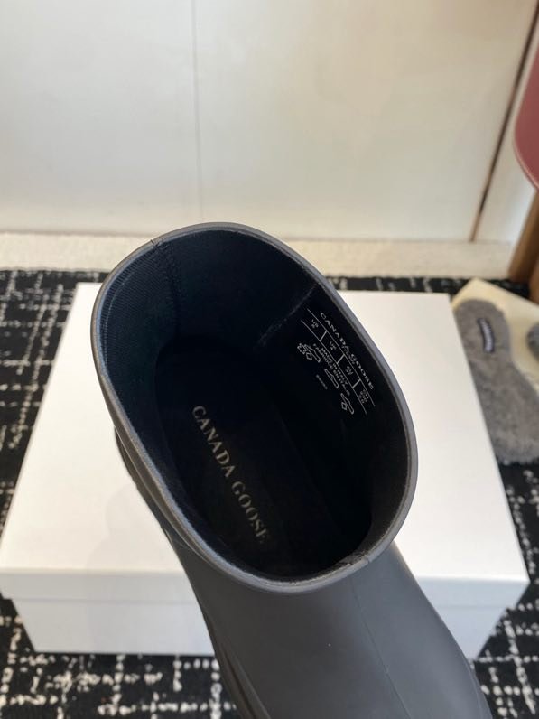 Резиновые ботинки женские фото 9