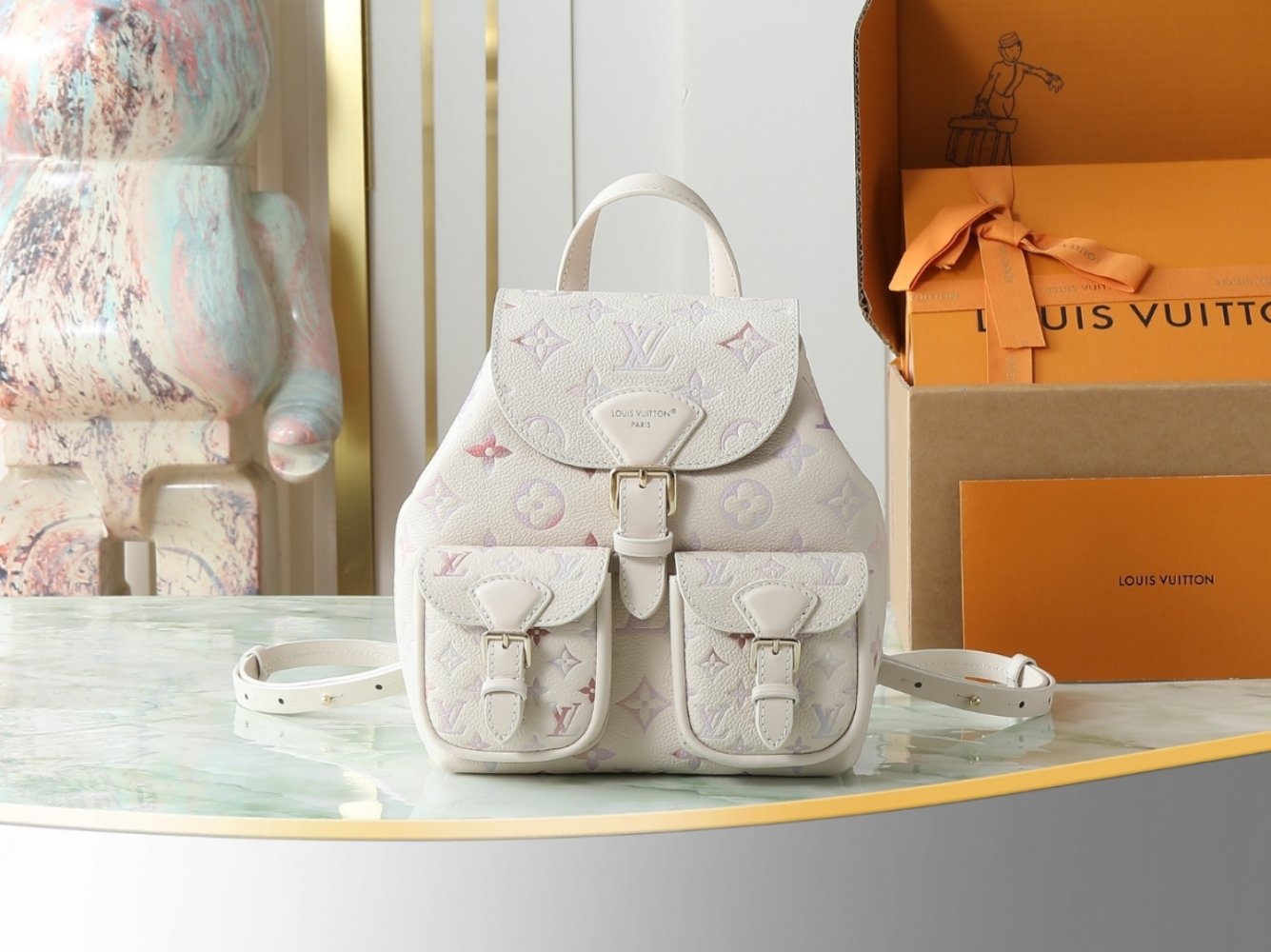 Рюкзак кожаный женский Backup Monogram Empreinte 20 см