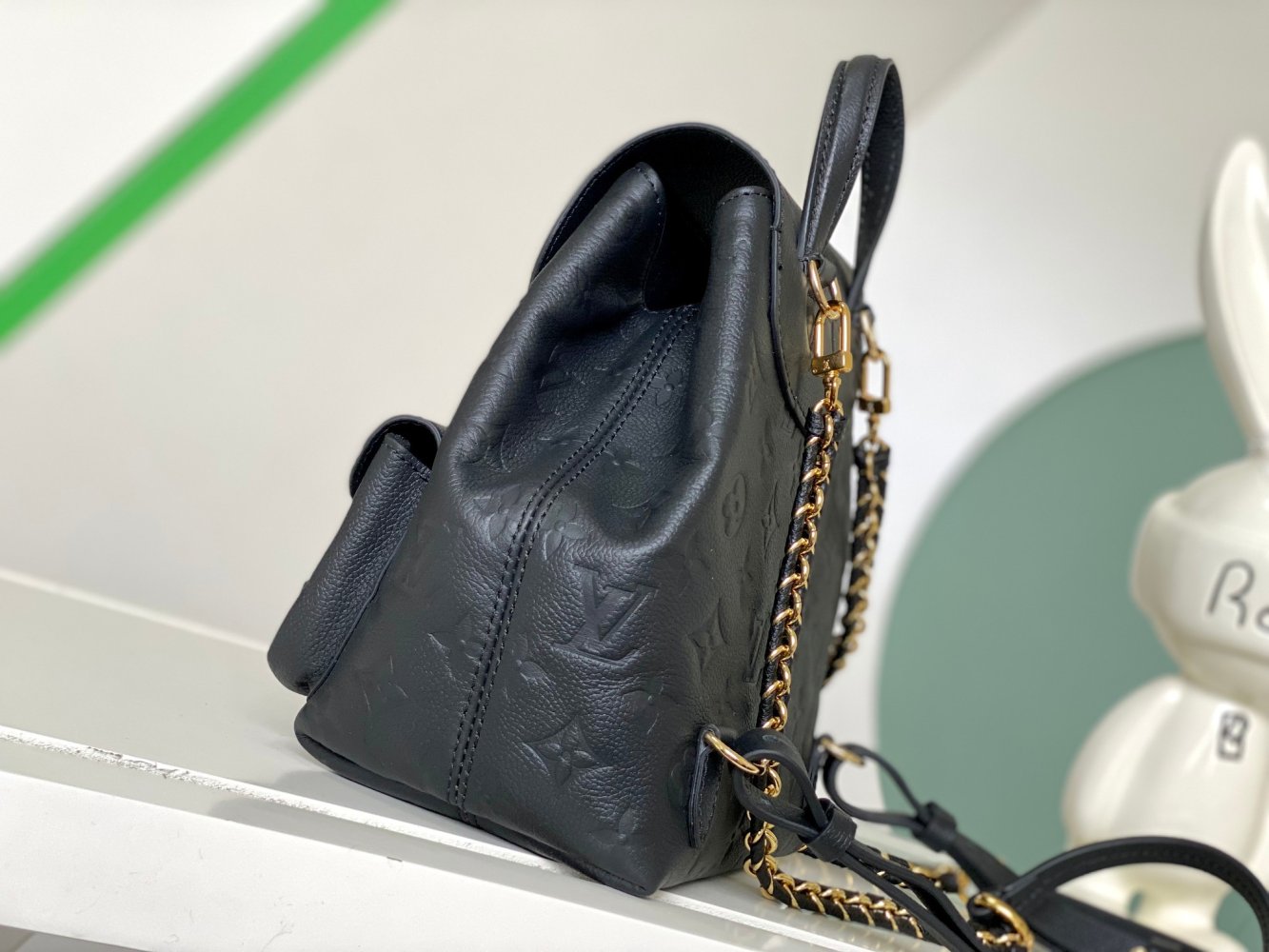 Рюкзак кожаный женский Backup Monogram Empreinte 20 см фото 2