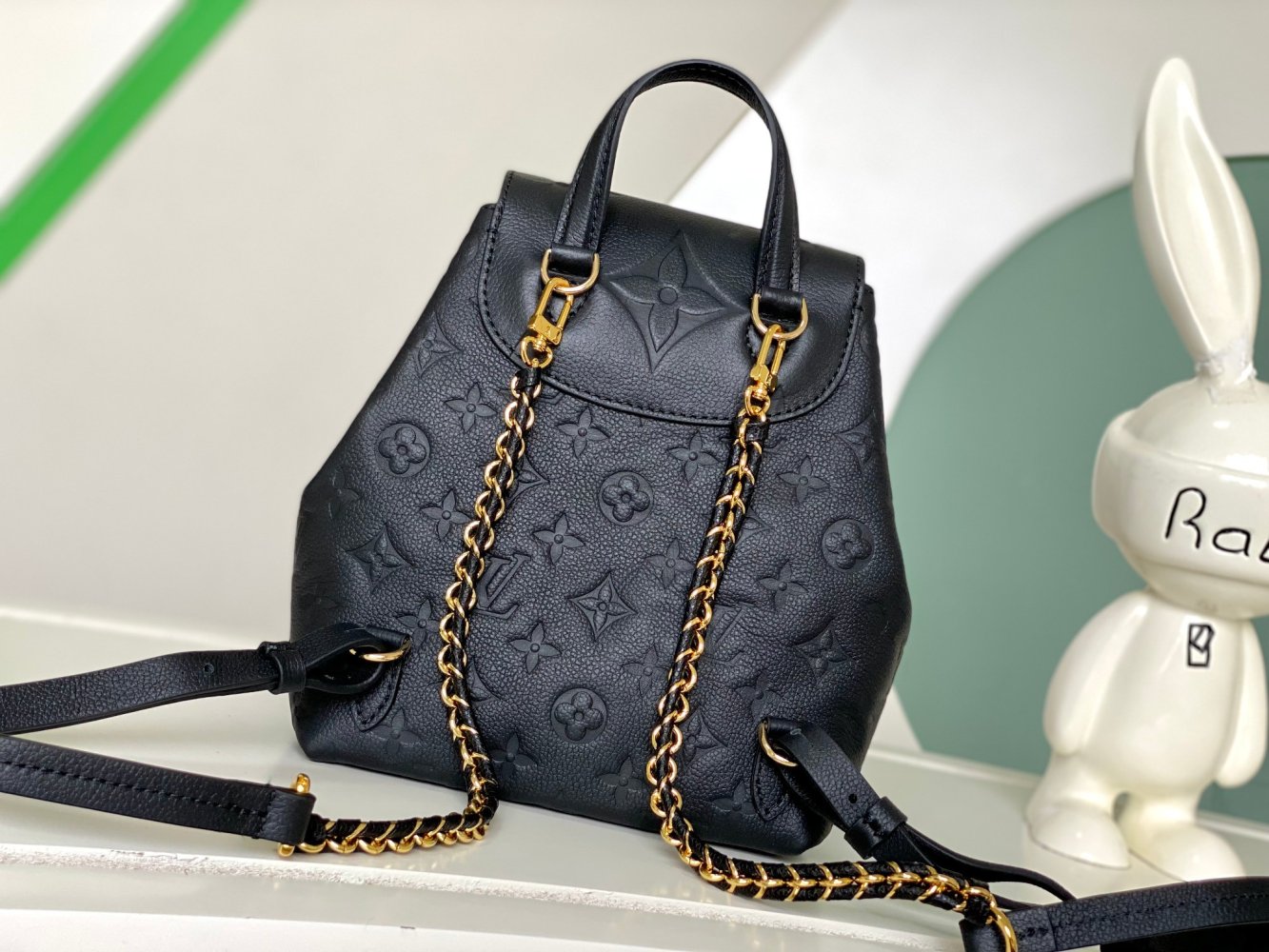 Рюкзак кожаный женский Backup Monogram Empreinte 20 см фото 3