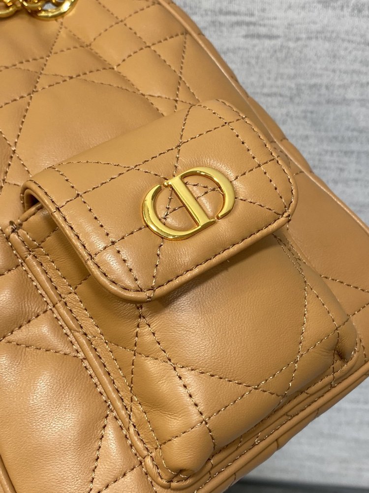 Рюкзак кожаный женский Caro Multicarry 15 см фото 3