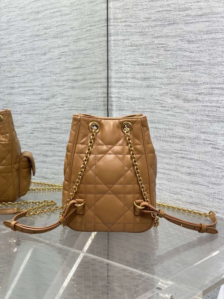 Рюкзак кожаный женский Caro Multicarry 15 см фото 5