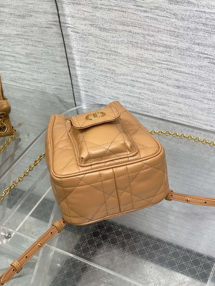 Рюкзак кожаный женский Caro Multicarry 15 см фото 7