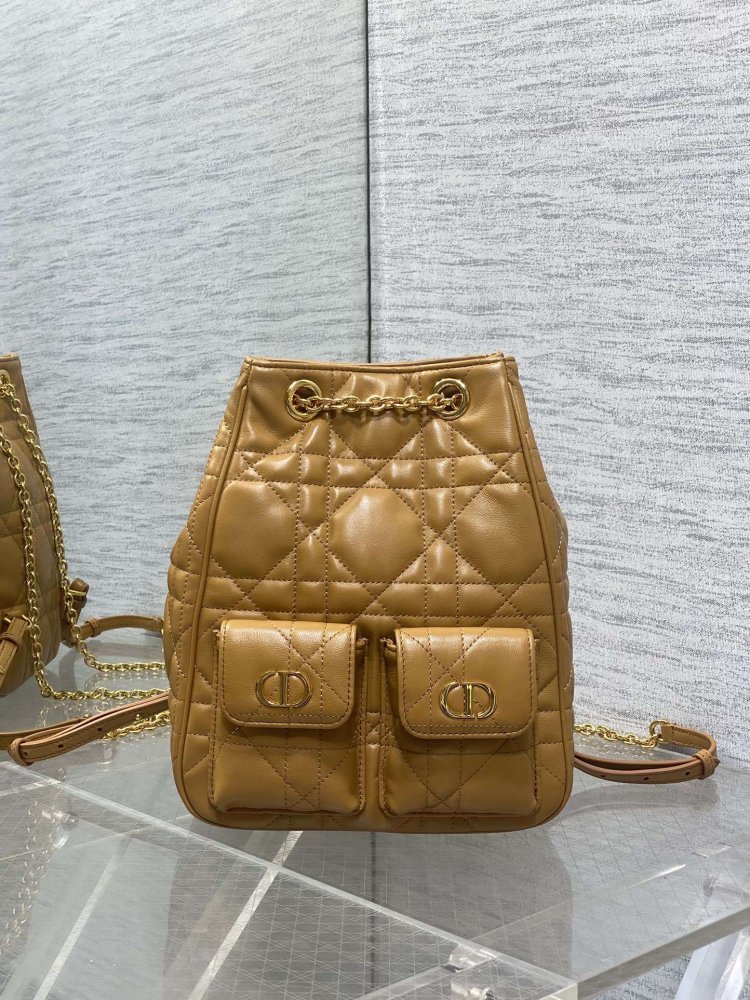 Рюкзак кожаный женский Caro Multicarry 20 см