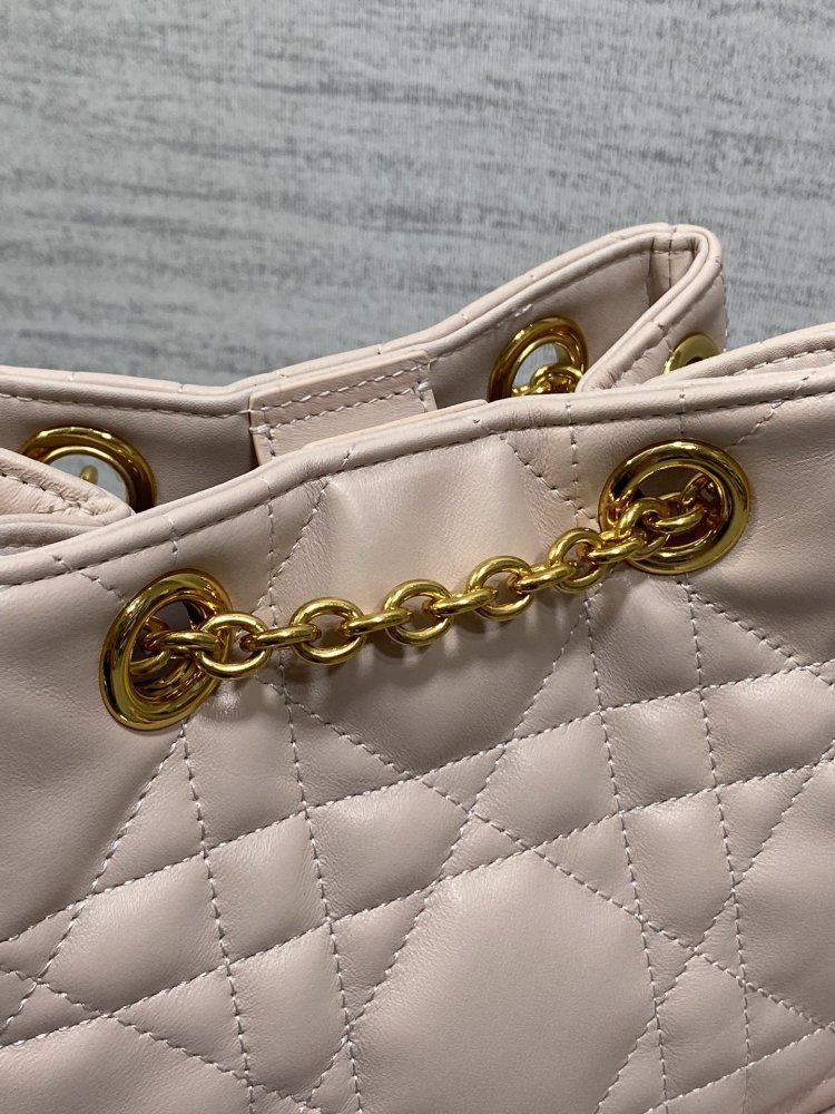 Рюкзак кожаный женский Caro Multicarry 20 см фото 4