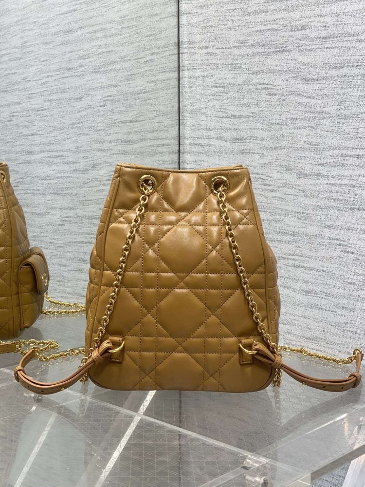 Рюкзак кожаный женский Caro Multicarry 20 см фото 5