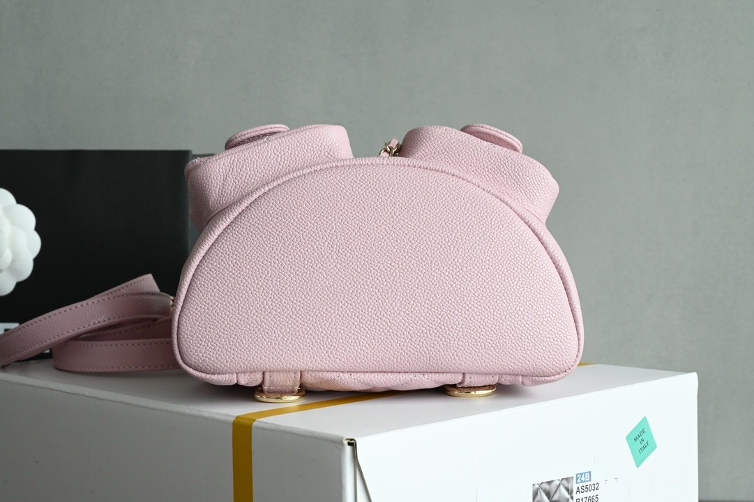 Рюкзак кожаный женский Chanel 24A 17 см фото 3