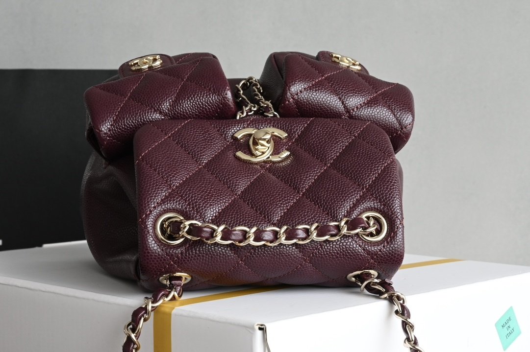 Рюкзак кожаный женский Chanel 24A 17 см фото 5