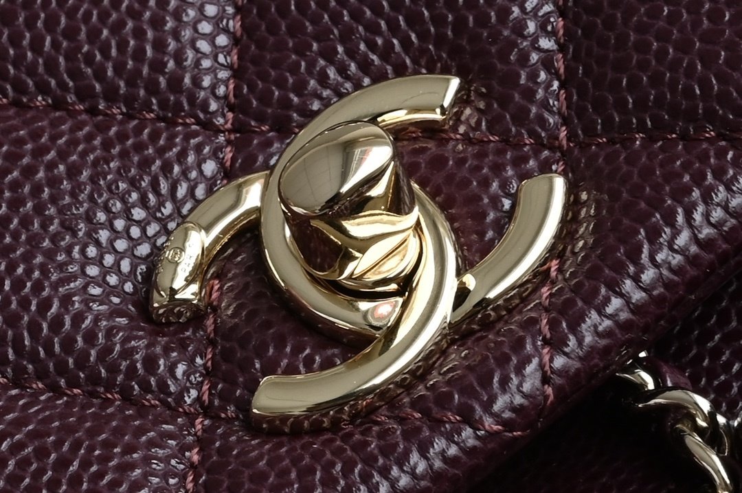 Рюкзак кожаный женский Chanel 24A 17 см фото 6