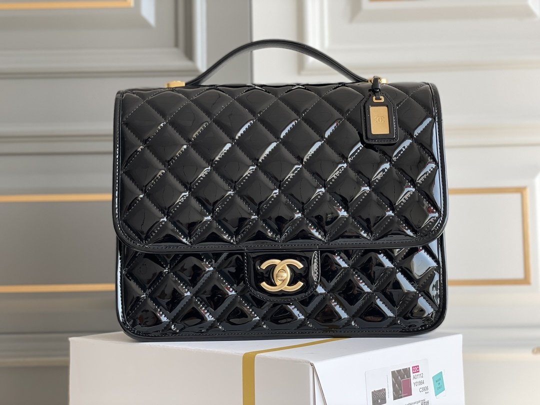 Рюкзак Large Black Caviar 31 см