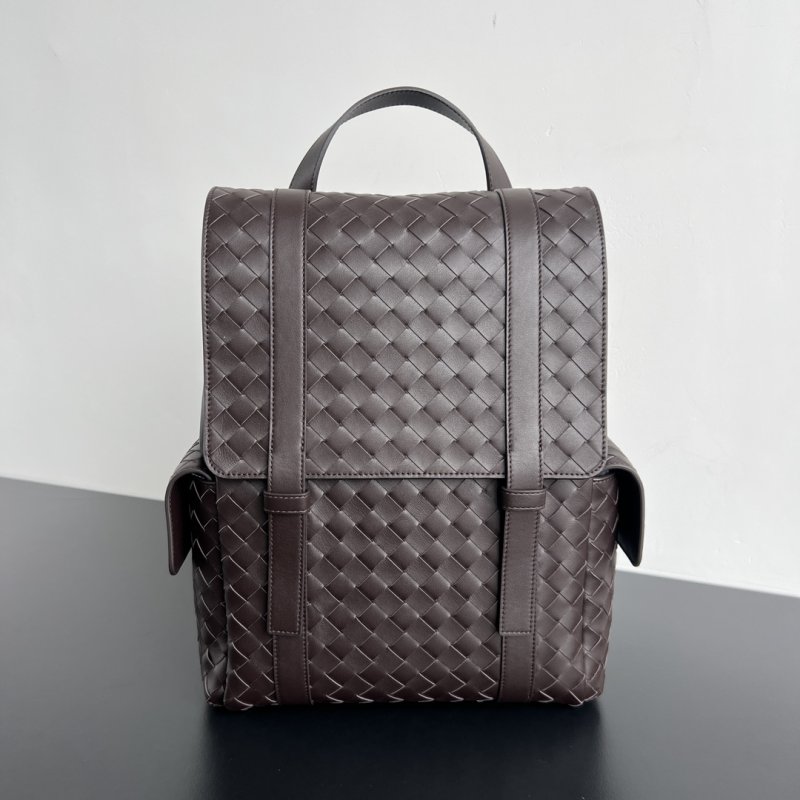 Рюкзак чоловічий з плетених шкіри