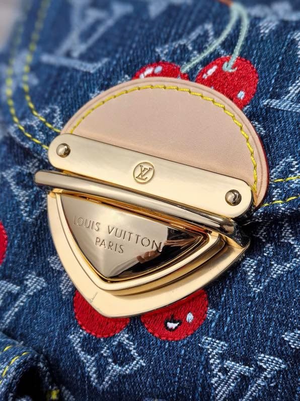 Рюкзак женский Monogram Cherry 24 см фото 6